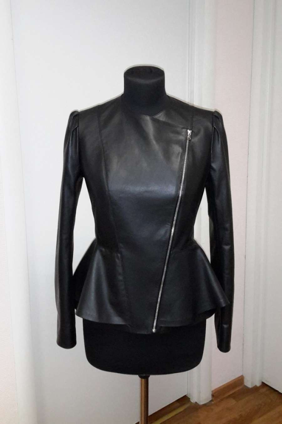 Куртка кожаная